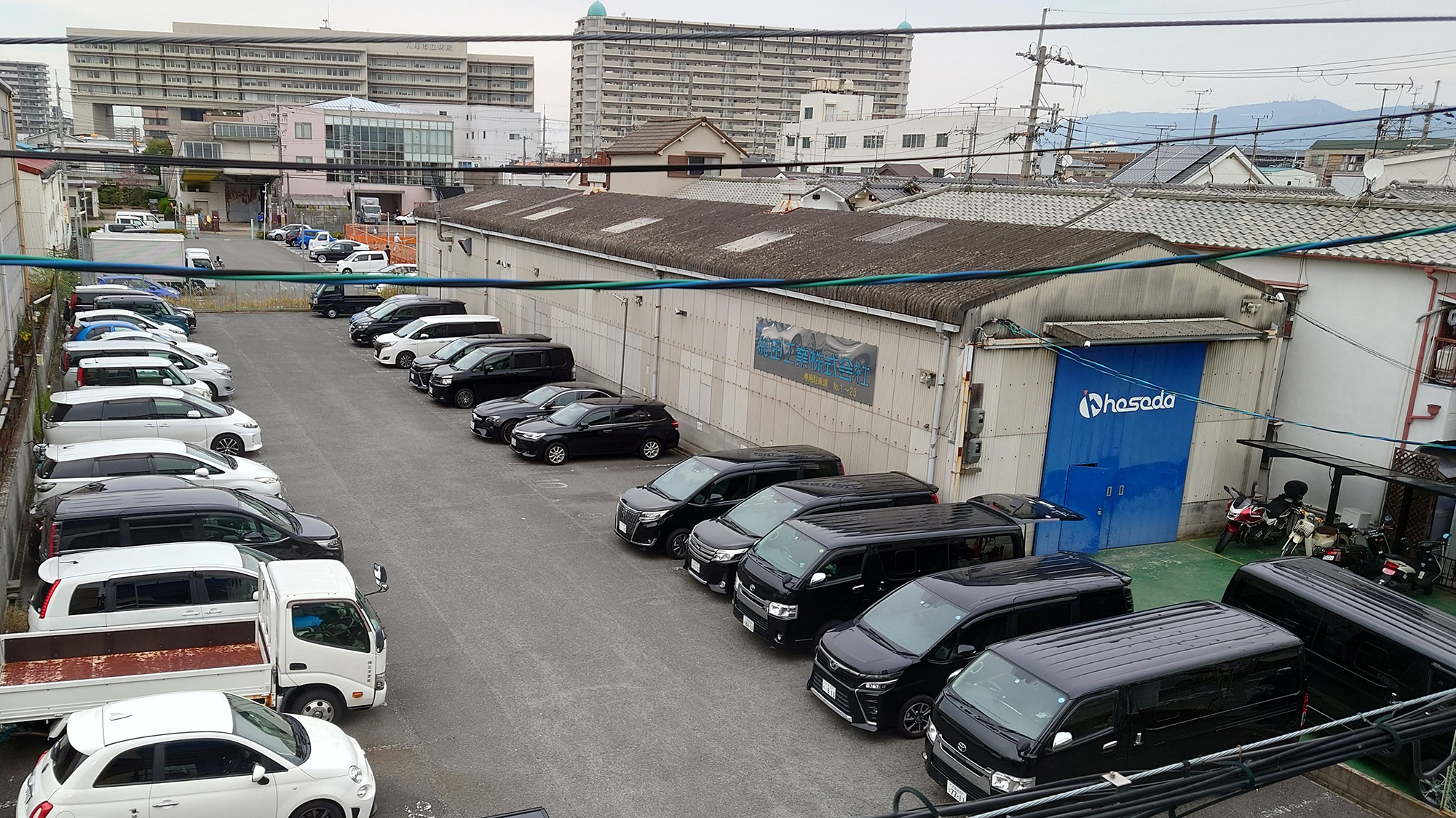展示実演場兼倉庫 写真1